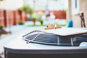 Air-conditioner-with-clipboard-paper